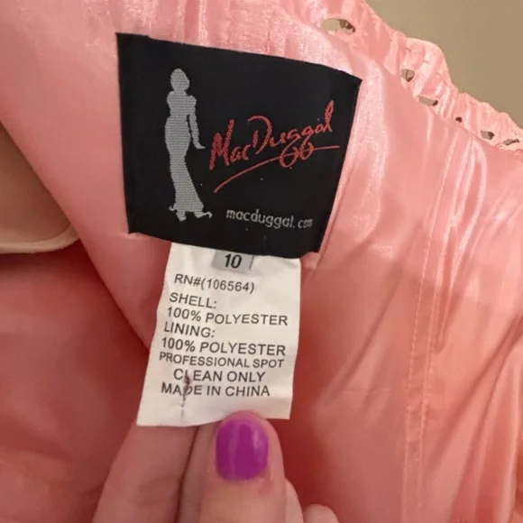 MacDuggal Women’s prom/formal dress size 10 - Picture 13 of 15